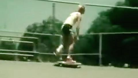 Sexy blonde gets the house and facial