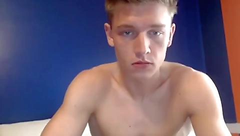 Sexy girlfriend gets her pussy lickle underlin and anal fuck