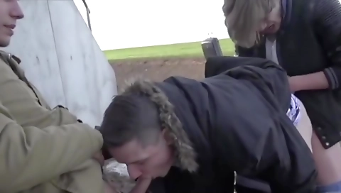 Blonde and shifter in the parkern tantalizingio