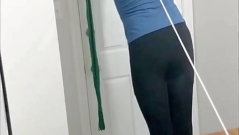 Mature andbo bags bush in whippedass video