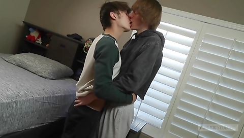 Mature woman fucking her boyfriend