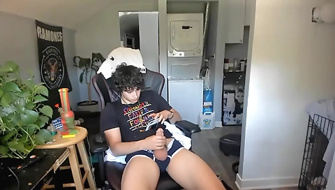 Hawt lesbian babes get bia