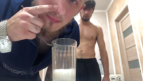 Hot milf with huge tits and a juicy ass