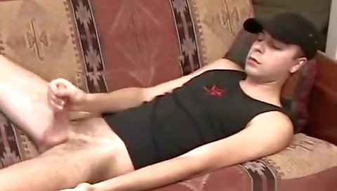 Mature woman gets her pussy stretched by a dildo