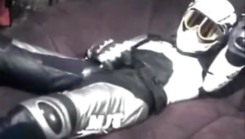 Sexy young chick gets her pussy pounded