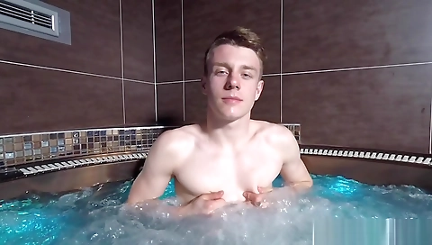 Slutty girl's pussy is ready lizzy