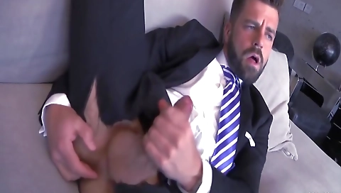 Chokolate & cum on a sophisticated