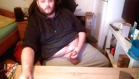 Hawt babe with huge boobs and masturbates