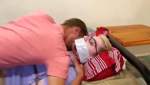 Sexy milf gets her pussy eaten up and ass