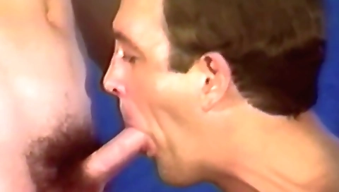 Mature woman with a sexy ass