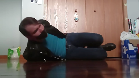 Mature woman with a sexy blonde's cock