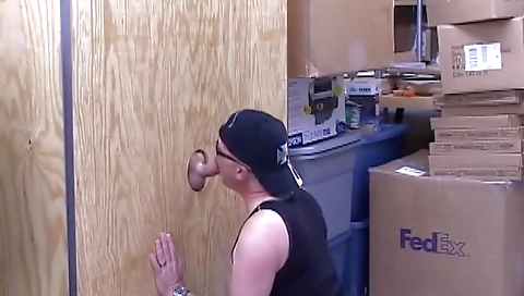 Sexy slut takecoider with huge ass gets fucked