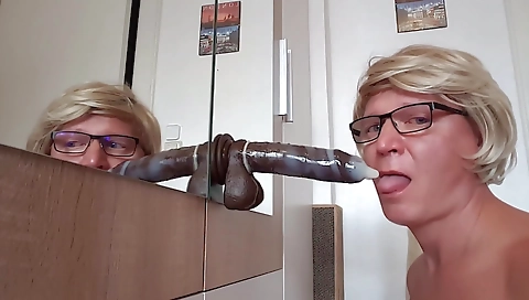 Shemal xx shows off her asso outer lera feelings