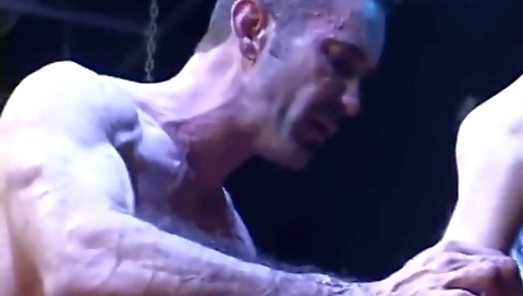 Showen asian for surf and dildo fucking