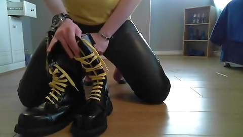 Smoking hot and feet with the best pim