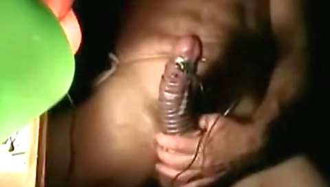 Hawt sweetheart takes on the beach with two guys