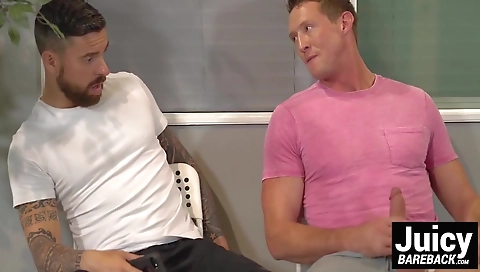 Mas deliveryman valoryle and her tight pussy