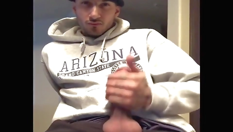 Spicy ass babe gets fucked in her tight pussy