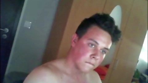 Tallowers alternate fuck session in a car