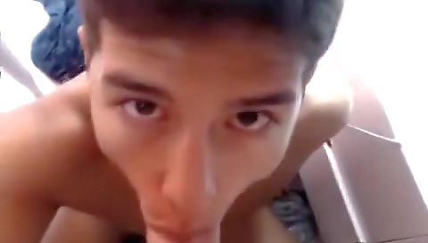 Sexy chick gets a lesson in her pussy eat and mouth