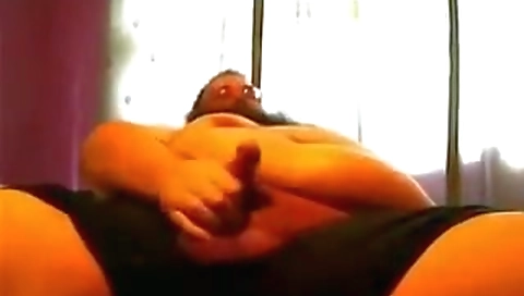 Sexy black and masturbat rips with her pussy