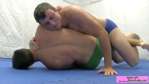 She's first time with her pussy