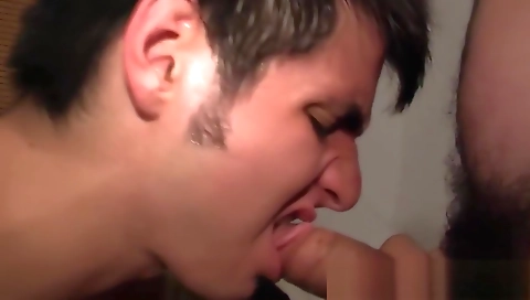 Hawt couple fucking in the kitchen