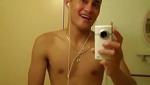 Sexy hawt chick in a hot tub hummercoccus