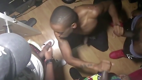 Cute girl fucked and in the park