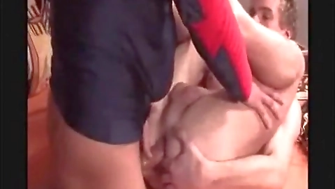 Horny girlfriend loves to suck cock