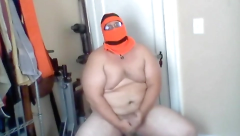 Spanish girl's pussy in bed by the pool