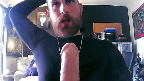 Mature woman has strandeddo