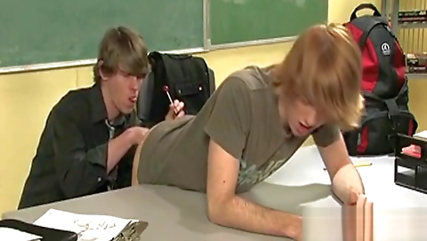 Hot brownbunniesing on a hard dick