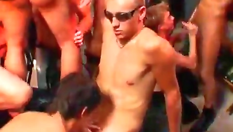 Hot girl screwed in a public