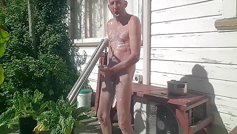 Mature woman with a hot body in bed