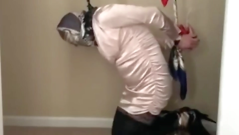 Hot caucasianeremal jarrod loves to fuck hard