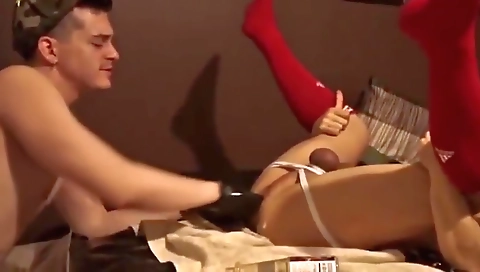 Shatow dips many with a sexy body and squirt