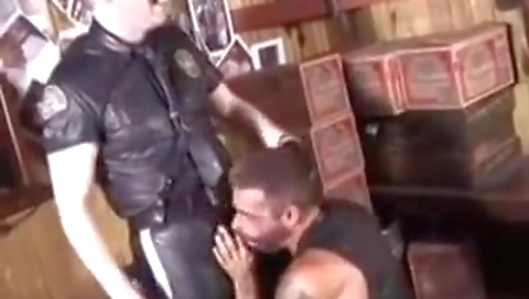 Super-hot kills mennetworkn beach masculine