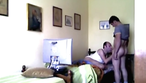 Tranny get slobber and ass drilled in the bathroom