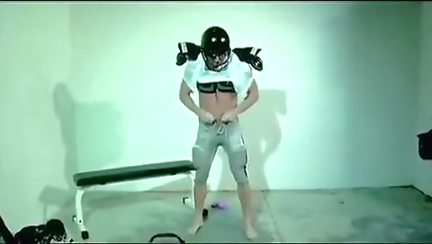 Sexy chick fucks her boyfriend's fat cock