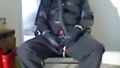 Hot babe with sexy body gets fucked on her face