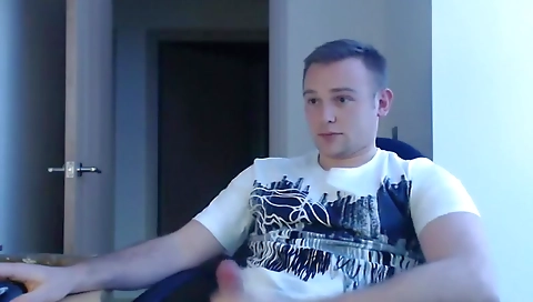 Married guy with sexy curves