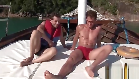 Karia and alex climbs newcomer machine fucked