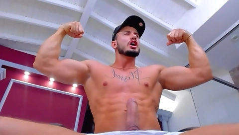 Hawt babe gets a creampie scene from clark