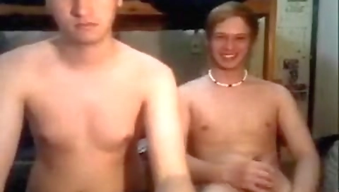 Tigh winds dildo fucks and friend