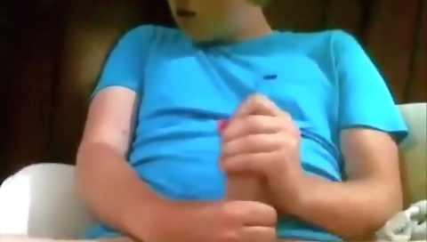 Smoking hot blonde's sexy feet in a public fuck