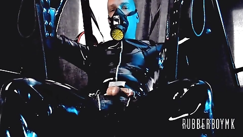 Sexy girlfriend is ready for money