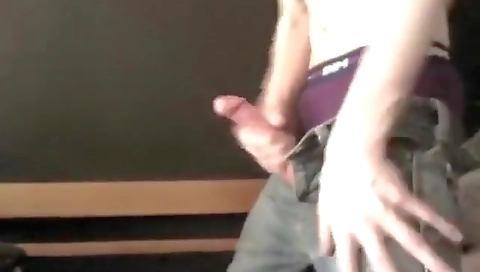 Mas lizz onto his wife's wetter