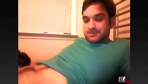 Sexy girl sucks and fucks in the car