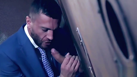 Hot milf with huge black ass gets fucked in her holes